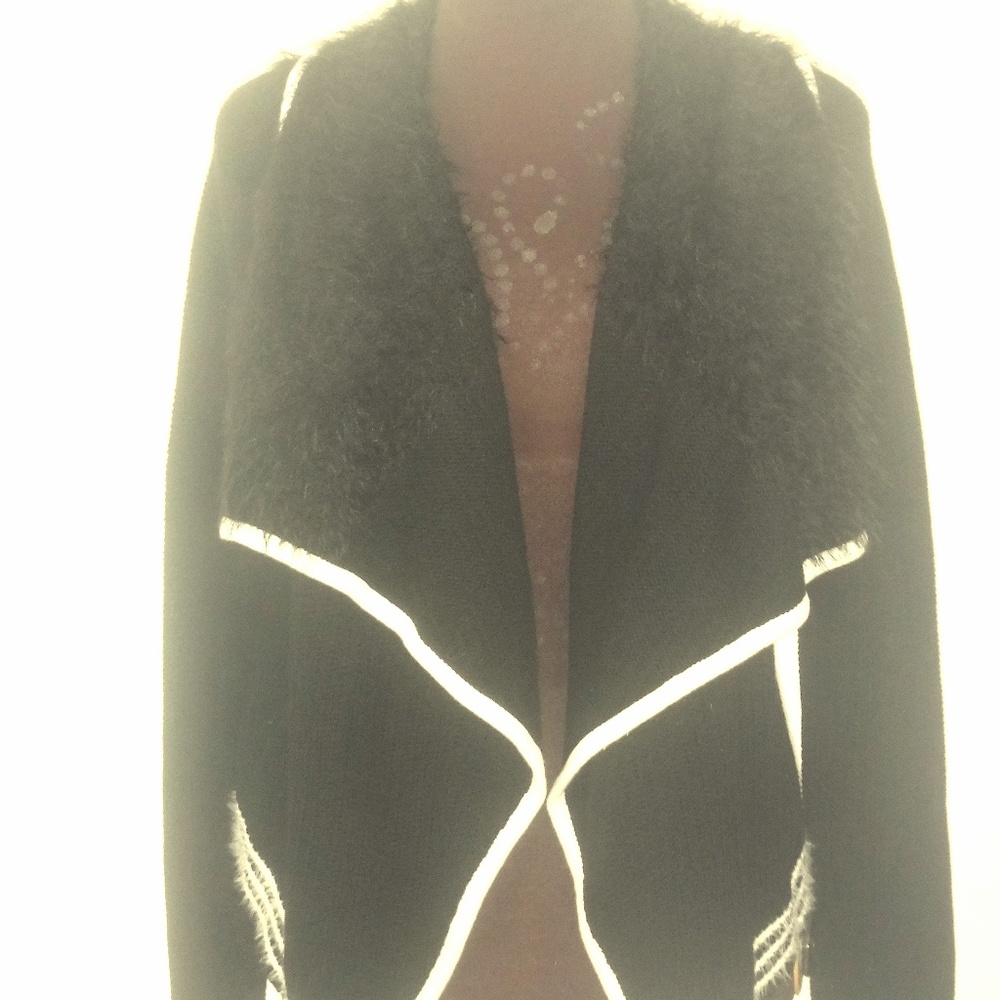 NWT CANDIES BLACK AND WHITE CARDIGAN SIZE S